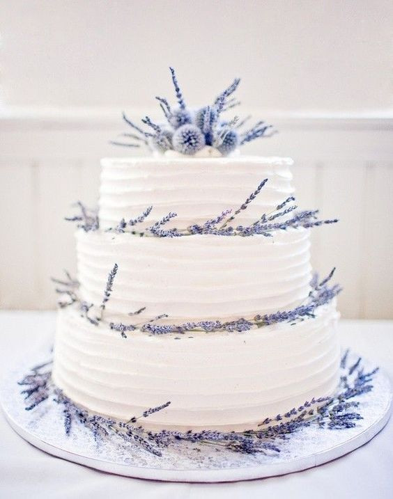 Lavender Wedding Cake
 40 Charming And Romantic Lavender Wedding Ideas