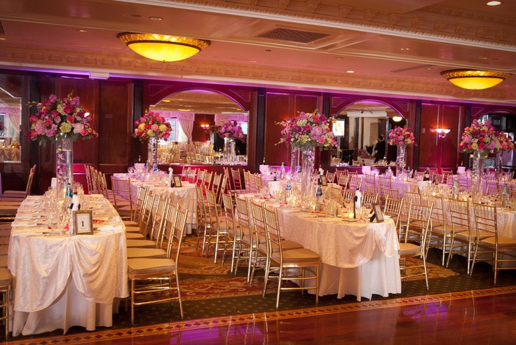 Long Beach Island Wedding Venues
 Manor Room Long Island Wedding Venues