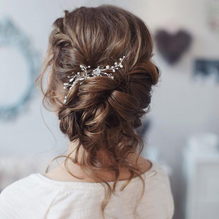 Loose Hairstyles For Wedding
 This beautiful loose curl bridal updo hairstyle perfect