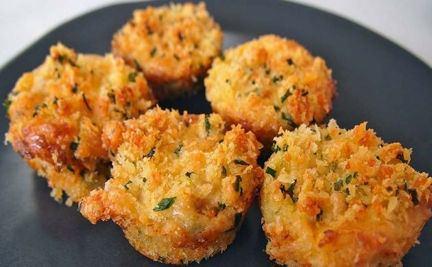 Low Calorie Crab Cakes
 Baked Crab Cakes
