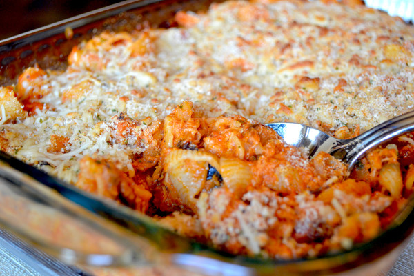 Macaroni And Cheese Casserole With Chicken
 Chicken Parmesan Macaroni and Cheese Casserole Recipe