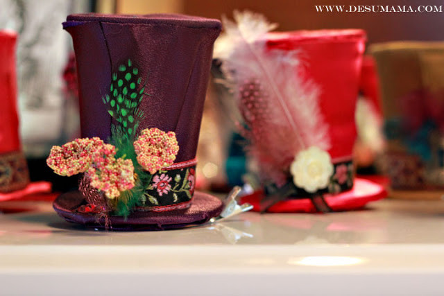 Mad Hatter Tea Party Hats Ideas
 Make this DIY Mad Hatter Tea Party Hat Tutorial De Su Mama