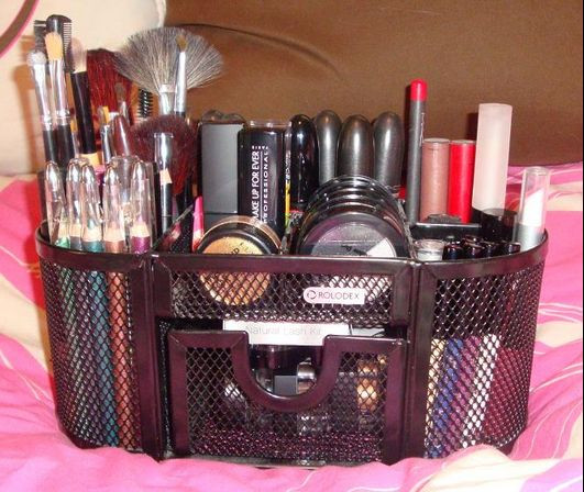 Makeup Organization DIY
 18 Great DIY Ideas to Organize Your Make ups