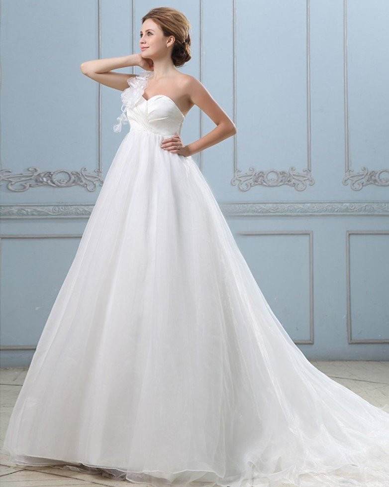 Maternity Wedding Gowns
 Top 10 Best Maternity Wedding Dresses