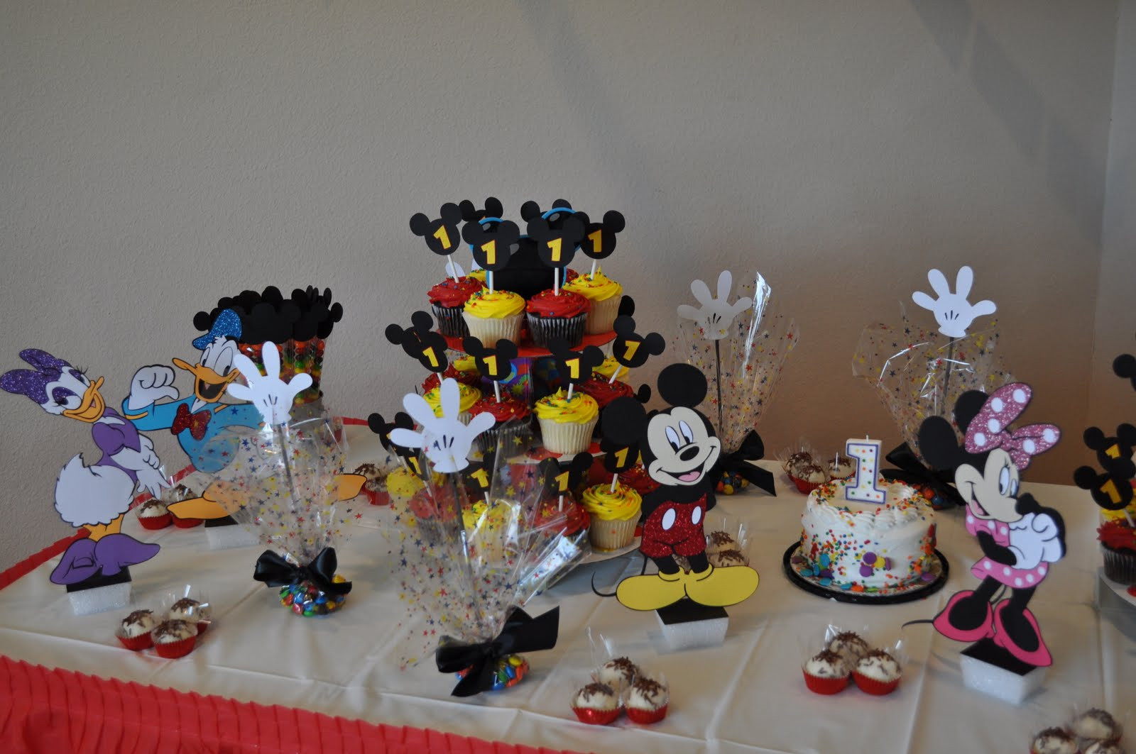 Mickey Mouse Birthday Decor
 Tx Scrapper Mom Mickey Mouse Clubhouse Birthday