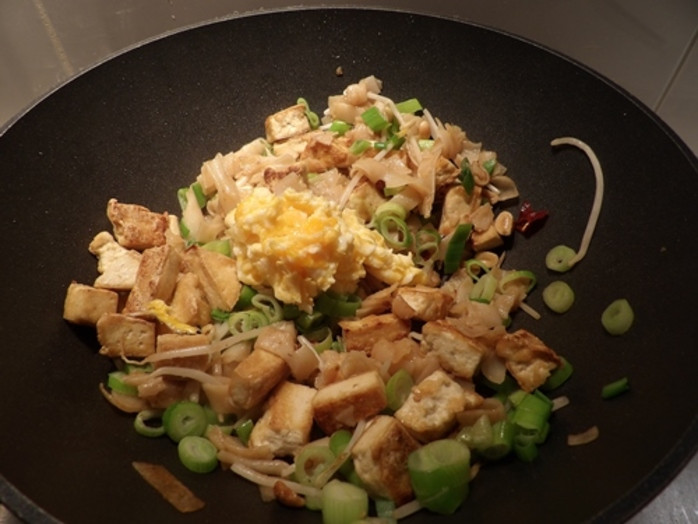 Microwave Pad Thai
 Ve arian Pad Thai with Tofu Recipe RecipeYum