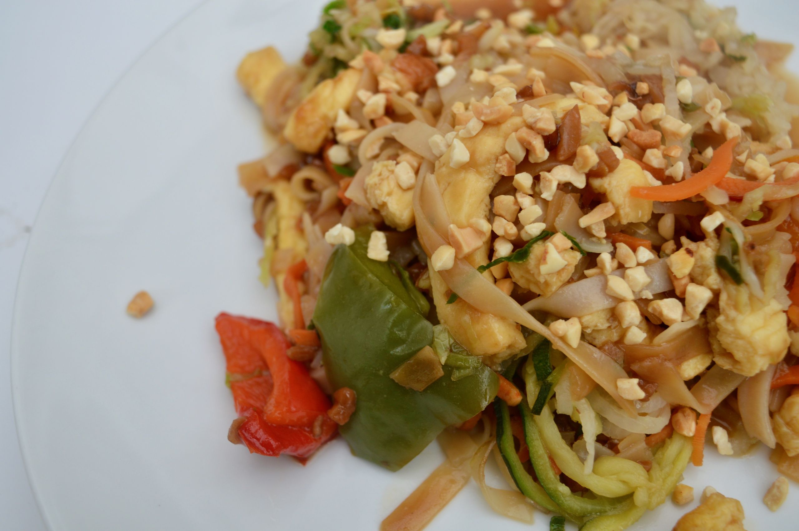 Microwave Pad Thai
 Everdine Review Microwaving your way to clean eating