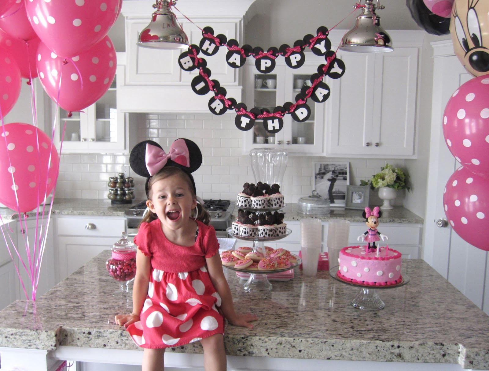 Minnie Birthday Party
 Sugar Fresh Lily s Minnie Mouse Party Free Banner Printable