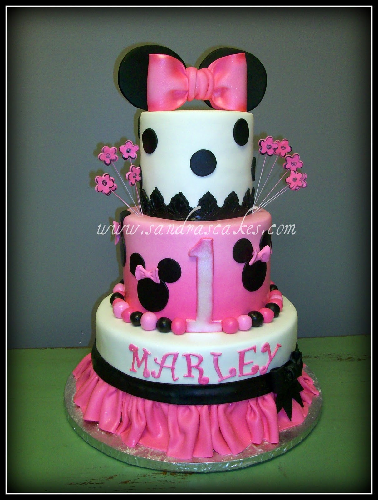 Minnie Mouse 1st Birthday Cake
 Minnie Mouse Birthday Cake