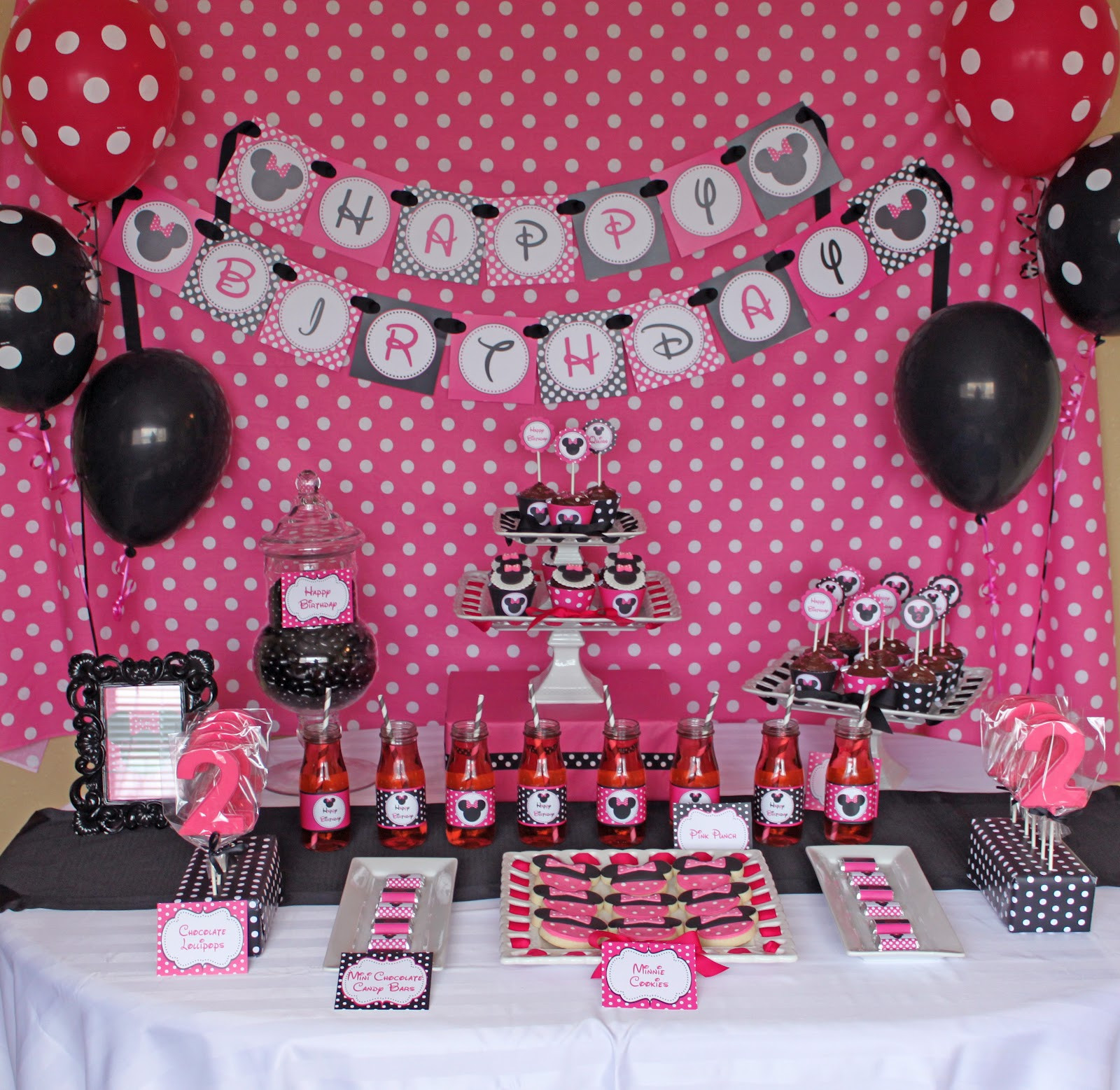Minnie Mouse Themed Birthday Party
 Minnie Mouse Party Decorations
