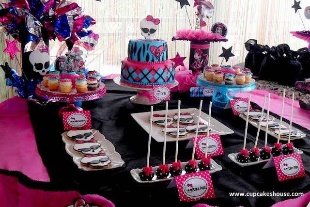 Monster High Birthday Party Supplies
 Super Creepy and awesome Monster High Party Ideas