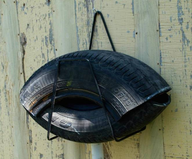 Mosquito Trap Outdoor DIY
 Mosquito traps made from old tires are 7 times more