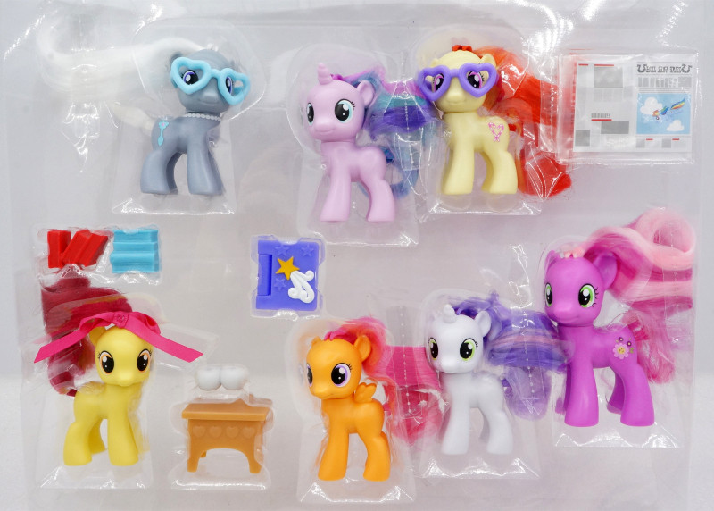 My Little Pony Wedding Flower Fillies Set
 G4 My Little Pony Reference Scootaloo Friendship is Magic