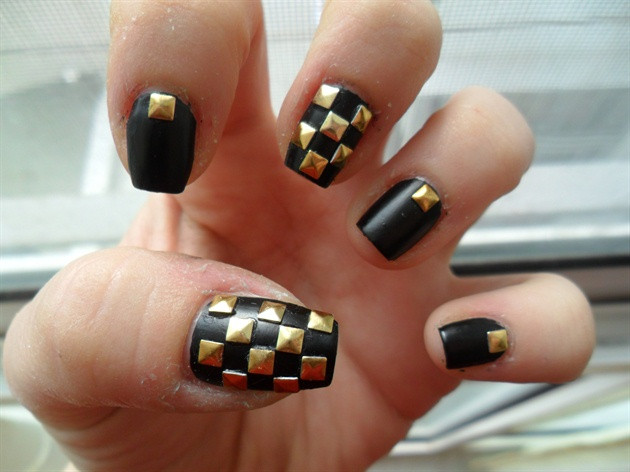 Nail Art Studs
 Black&Gold studs nail art Nail Art Gallery