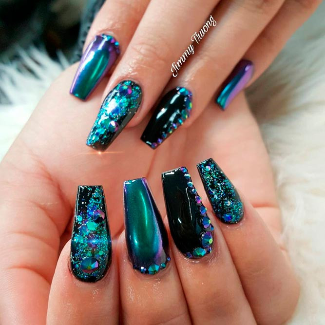 Nail Designs Coffin Shape
 7 Ways That Your Fingernail Shape Can Tell You A Lot About