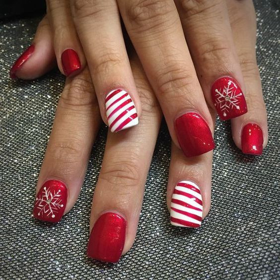 Nail Designs For Christmas
 30 Christmas Nail Designs For a Festive Holiday
