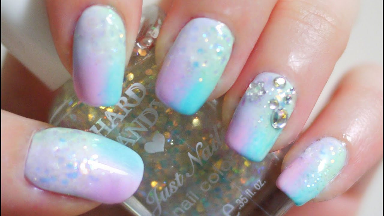 Nails With Glitter
 Glitter Pastel Gra nt Nails