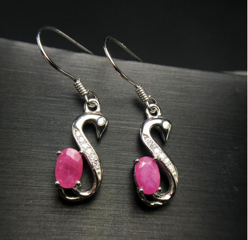 Natural Ruby Earrings
 Natural ruby stud earring Free shipping Original real ruby