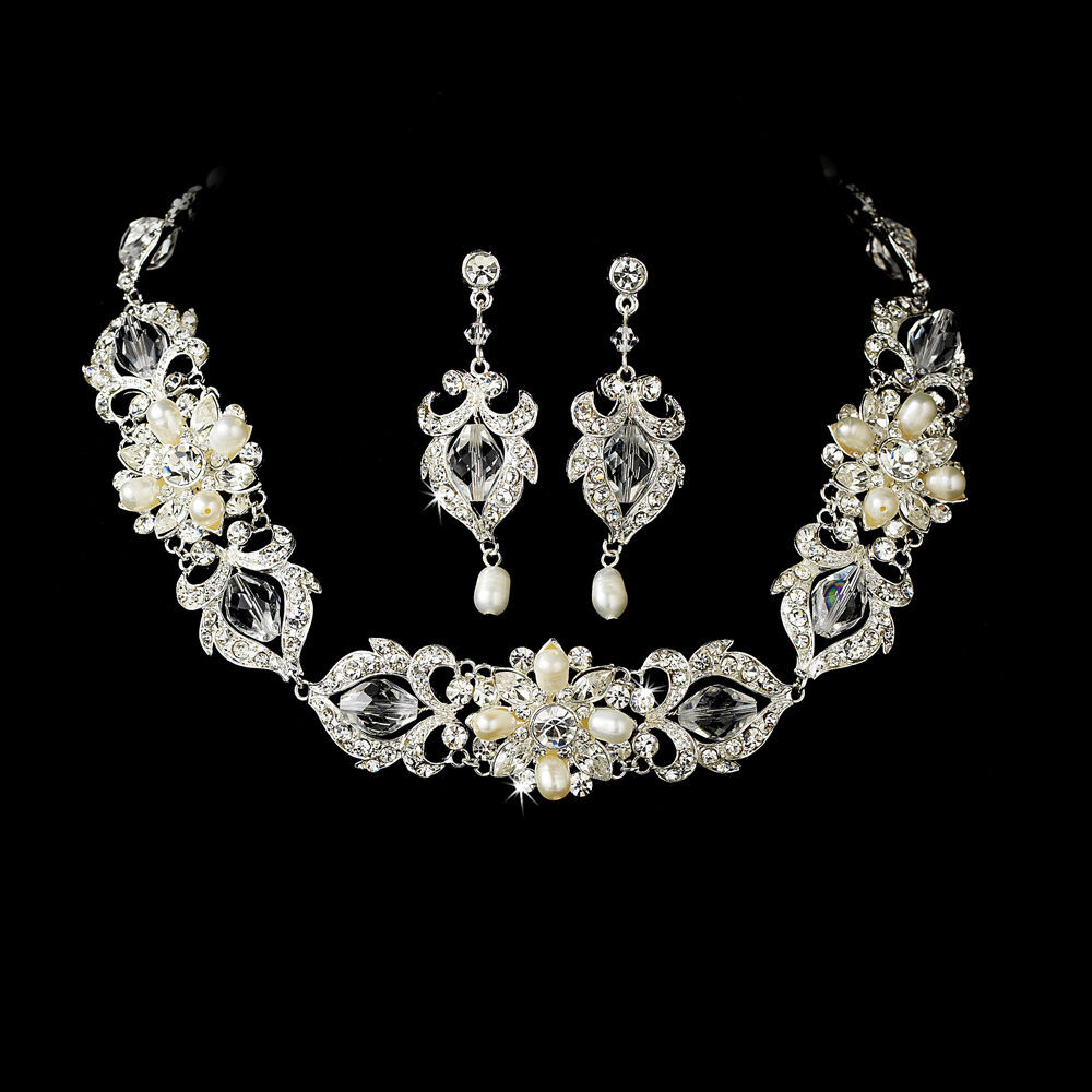 Necklace Earring Sets
 Silver or Gold Swarovski Crystal Pearl Necklace Earring