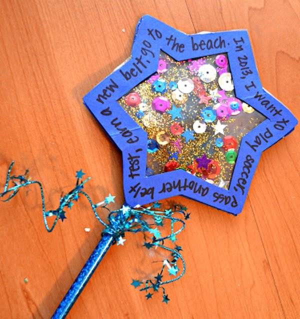 New Years Crafts For Kids
 25 New Years Crafts for Kids