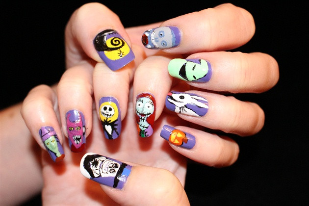 Nightmare Before Christmas Nail Designs
 hand painted Nightmare before Christmas Nail Art Gallery