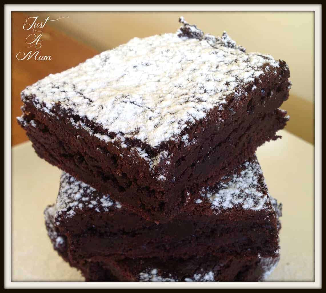 One Pot Brownies
 Divine e Pot Brownie – Just a Mum