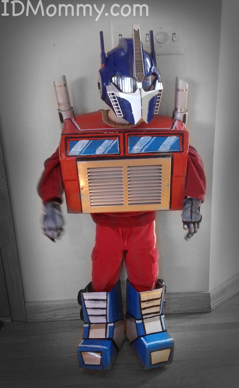 Optimus Prime Costume DIY
 ID Mommy DIY Mickey Mouse and Optimus Prime Transformer