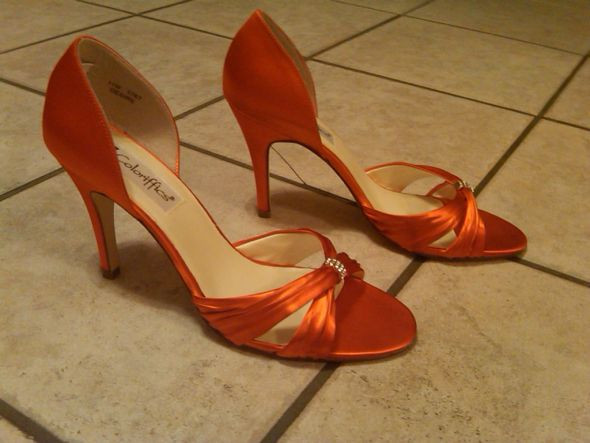 Orange Shoes Wedding
 My ORANGE shoes… Weddingbee