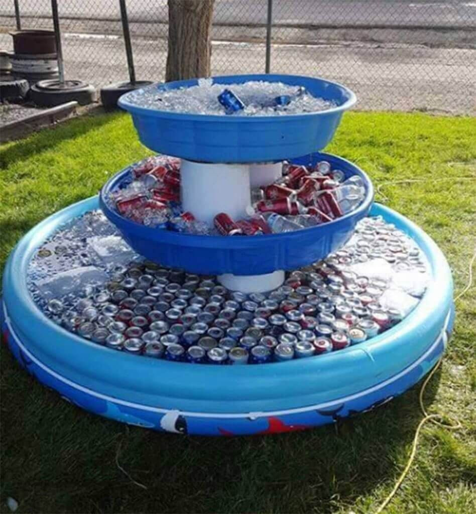 Outdoor Graduation Party Game Ideas
 Genius way to serve drinks at an outdoor party or barbecue