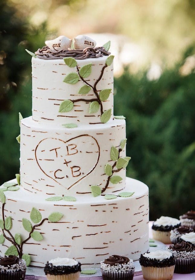 Outdoor Wedding Cakes
 20 Inspired Ideas for a Dreamy Woodland Wedding