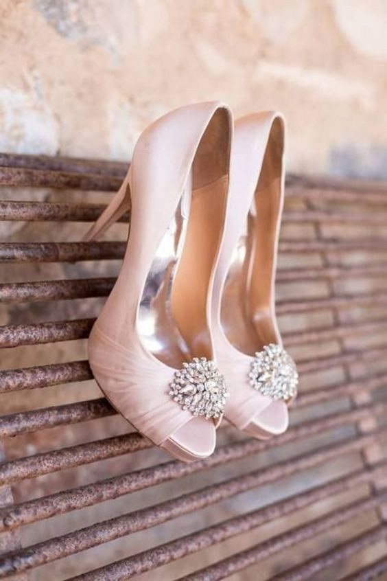 Pale Pink Wedding Shoes
 20 Most Eye catching Pink Wedding Shoes