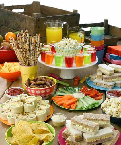 Party Food Ideas For Teenagers
 Choose simple snacks or more elaborate themed goo s
