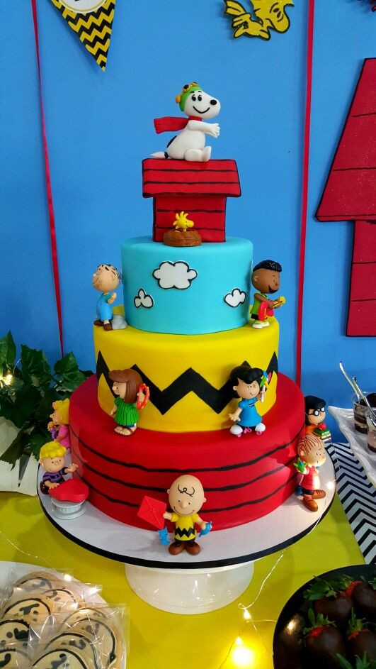 Peanuts Birthday Cake
 Snoopy Peanuts Cake by Wonder Cakes by Yasmin
