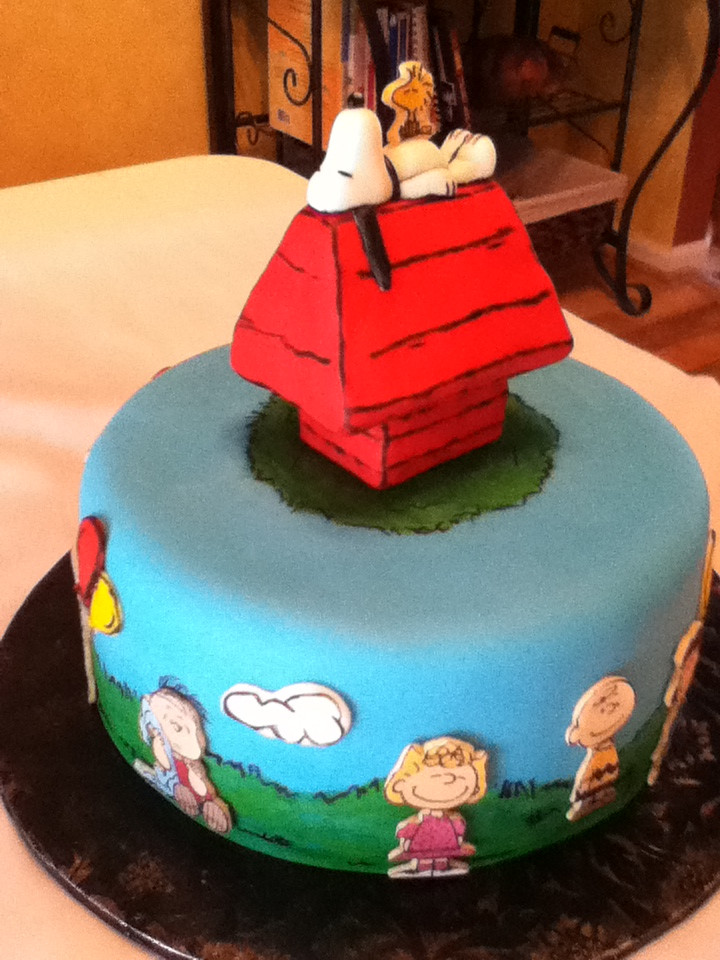Peanuts Birthday Cake
 Bellissimo Specialty Cakes "Peanuts Charlie Brown