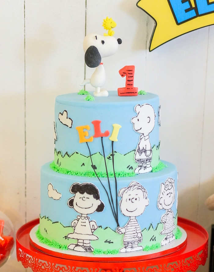 Peanuts Birthday Cake
 Kara s Party Ideas Peanuts Snoopy Birthday Party