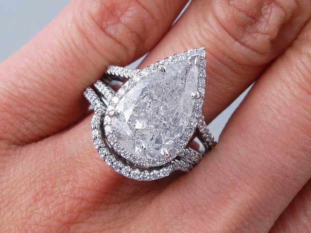 Pear Shaped Wedding Ring Sets
 5 14 CTW PEAR SHAPE DIAMOND WEDDING RING SET F I1