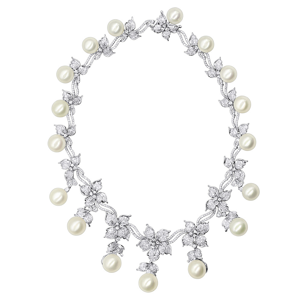 Pearl And Diamond Necklace
 Designer South Sea Pearl and Diamond Necklace Flower