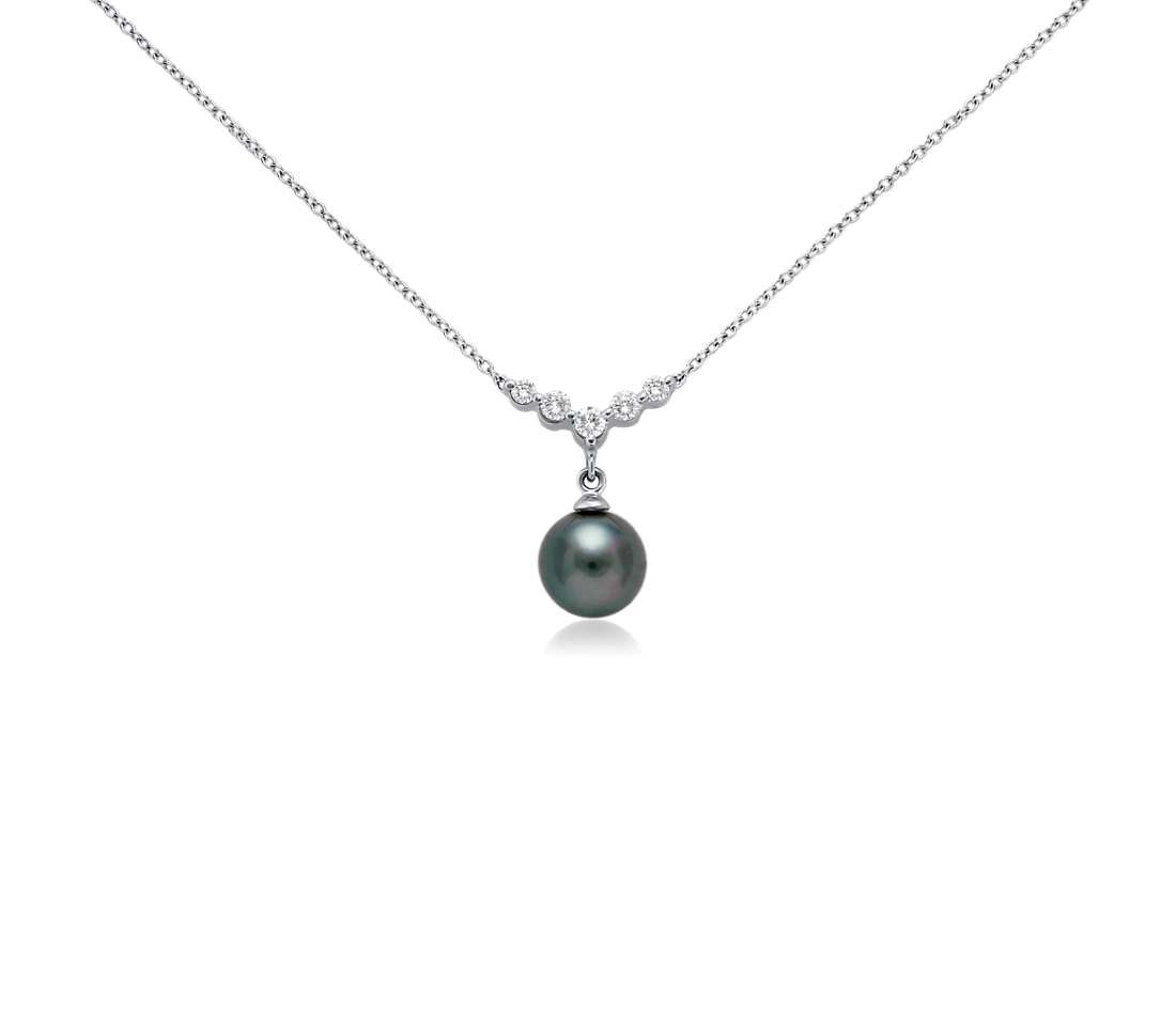 Pearl And Diamond Necklace
 Tahitian Cultured Pearl and Diamond Necklace in 18k White