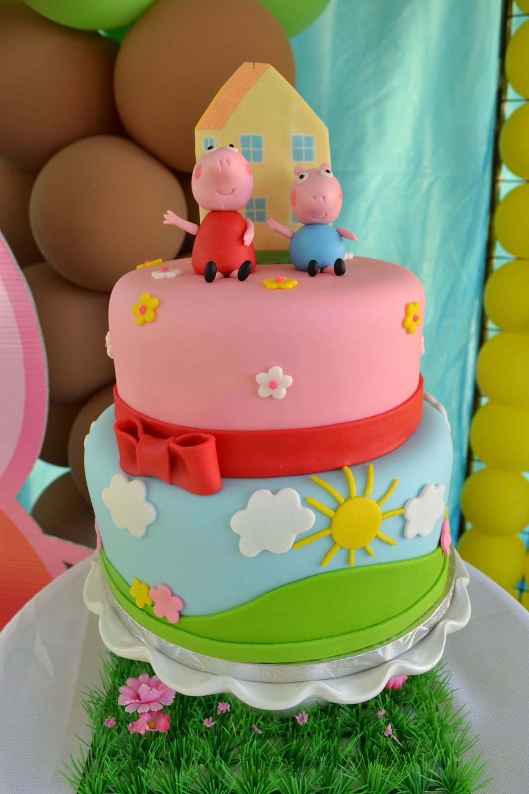 Peppa Pig Birthday Decorations
 Partylicious Events PR Peppa Pig Party