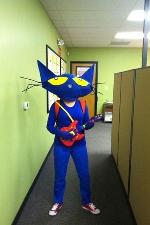 Pete The Cat Costume DIY
 6 Pete The Cat Happy Holidays