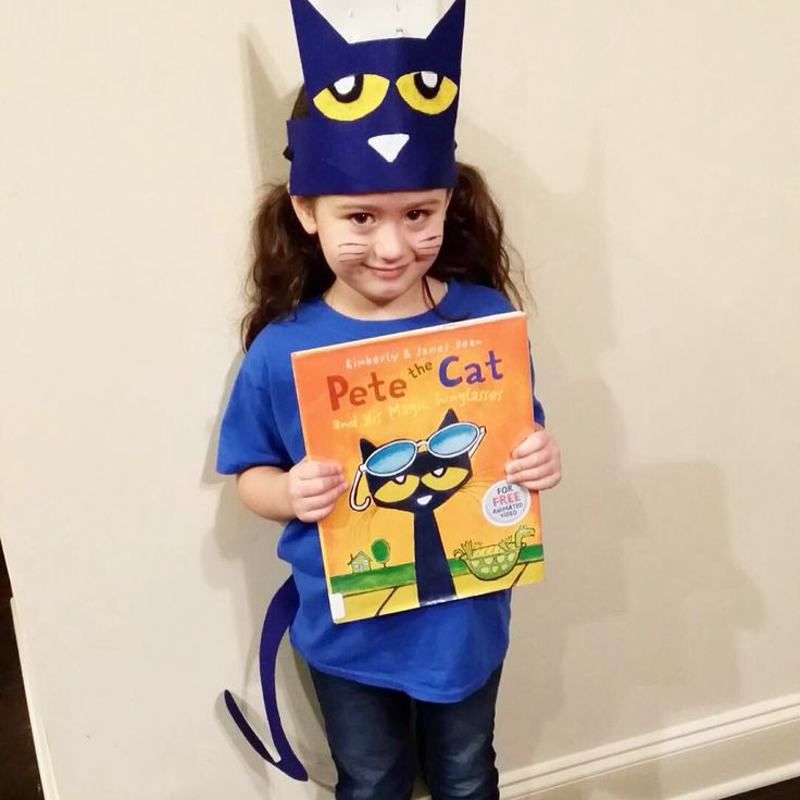 Pete The Cat Costume DIY
 31 best Favorite Book Characters images on Pinterest