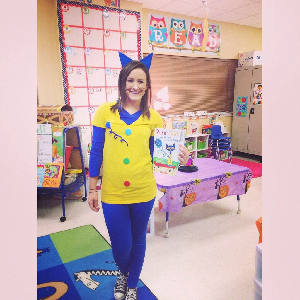 Pete The Cat And Four Groovy Buttons Costume Idea