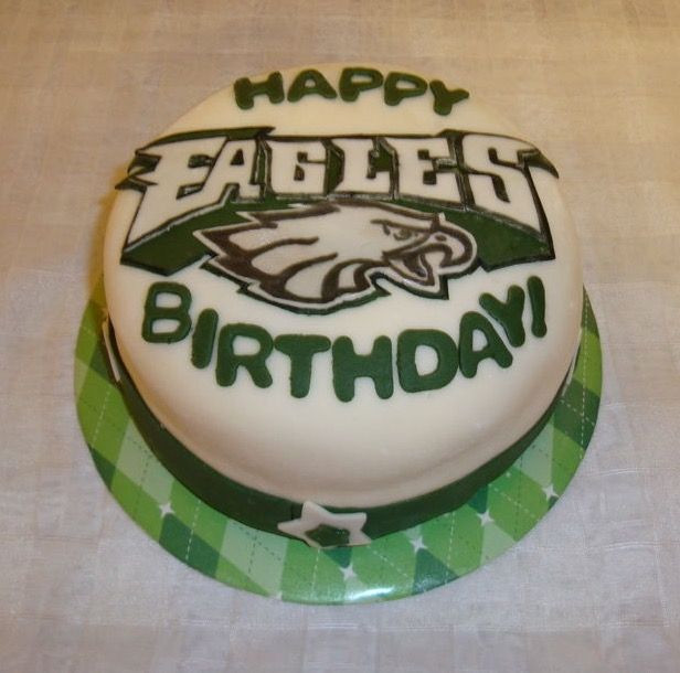 Philadelphia Eagles Birthday Cake
 13 best Philadelphia Eagles Cakes images on Pinterest
