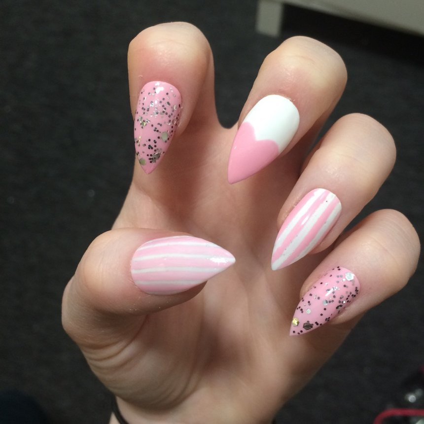 Pink And White Acrylic Nail Designs
 Fun and Pretty Pink and White Acrylic Nails Fashion 2D