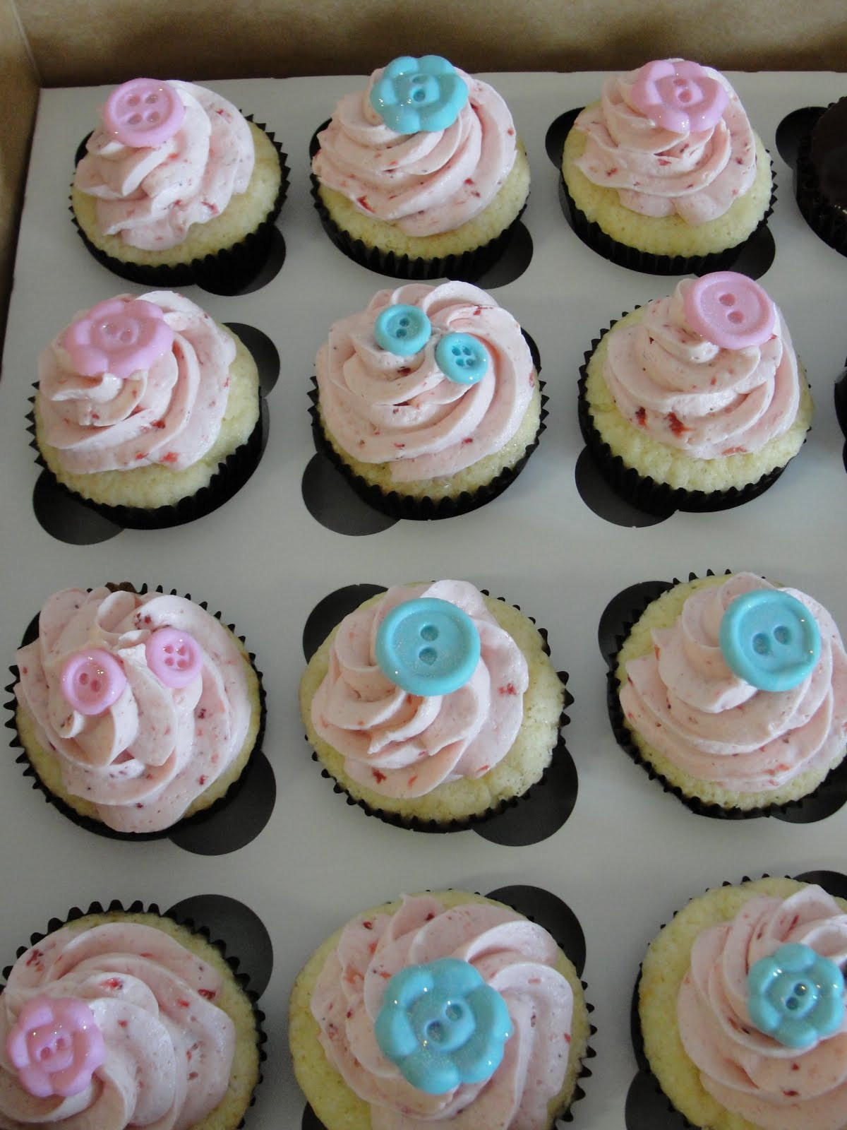Pink Baby Shower Cupcakes
 Oh just put a cupcake in it Various Pink and Blue
