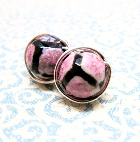Pink Stud Earrings
 Black and Hot Pink Stud Earrings Pink Agate Silver Wire