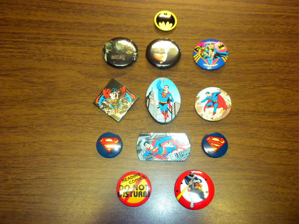 Pins Button
 12 DC ics PINS PINBACKS BUTTONS lot BATMAN SUPERMAN