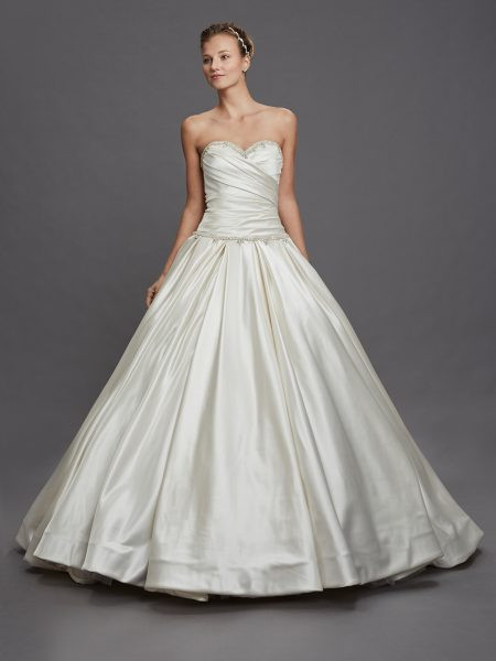 Pnina Tornai Ball Gown Wedding Dress
 Classic Ball Gown Wedding Dress