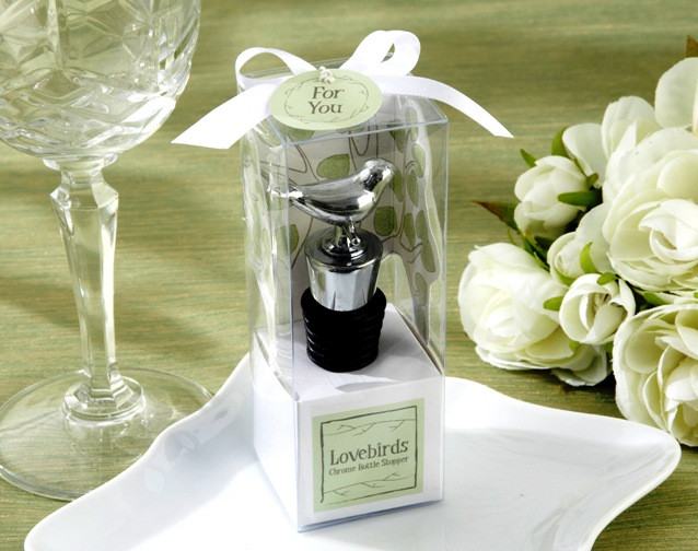 Popular Wedding Favors
 Deciding on the Best Wedding Favors for Your Guests – A Guide