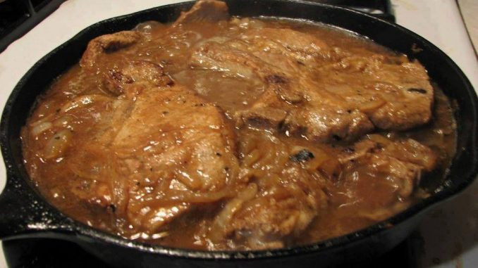 Pork Chops And Rice Recipe With Onion Soup Mix
 Crock Pot Smothered Pork Chops – Recipes 2 Day